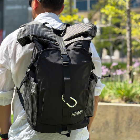 Bakku Terrano — Mochila Roll-Top Trekking Urbano 30L